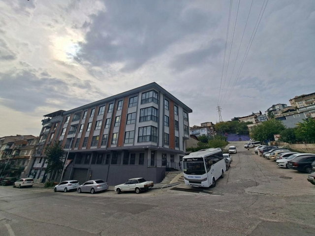 İZMİT MERKEZDE KAPALI MUTFAK 1+1 KİRALIK DAİRE