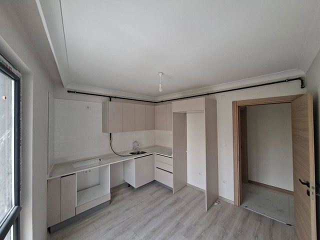 İZMİT MERKEZDE KAPALI MUTFAK 1+1 KİRALIK DAİRE