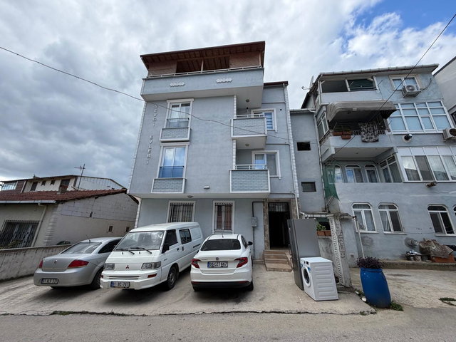 DERİNCE ÇENEDAĞDA PANORAMİK DENİZ MANZARALI 2+1 ÇATI DUBLEKSİ