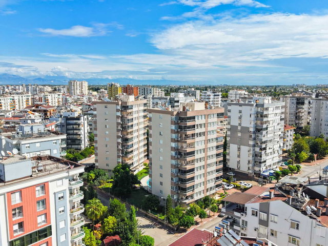 MEYDANKAVAĞI YEŞİLBAHÇE SİTESİ'NDE ÖZEL PLANLI SATILIK DAİRE