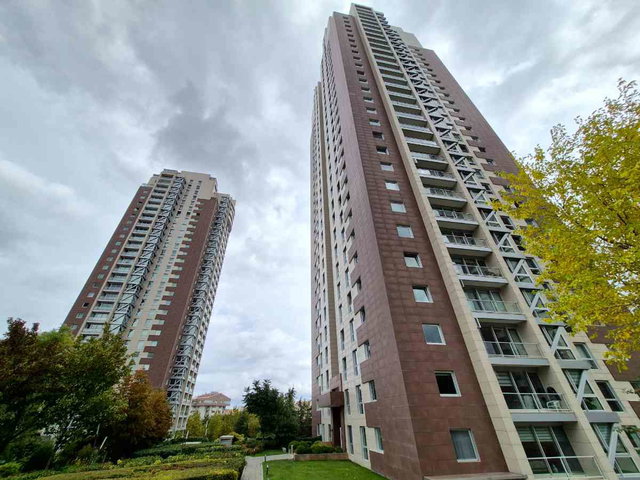 ORAN'DA  PANORA AVM YANI , PARK ORAN SITESI'NDE 1. KAT 4+1 LÜKS DAIRE