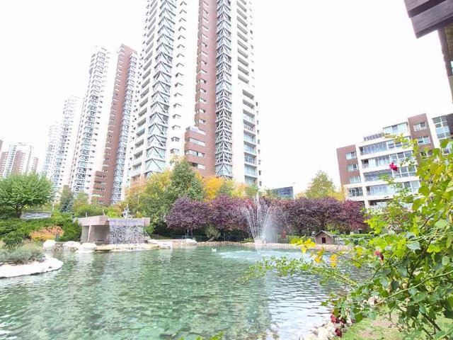 ORAN'DA  PANORA AVM YANI , PARK ORAN SITESI'NDE 1. KAT 4+1 LÜKS DAIRE