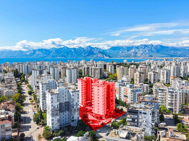 MEYDANKAVAĞI YEŞİLBAHÇE SİTESİ’NDE 3+1 | 150 M² BRÜT | GÜNEY-DOĞU CEPHE | 2 BANYO