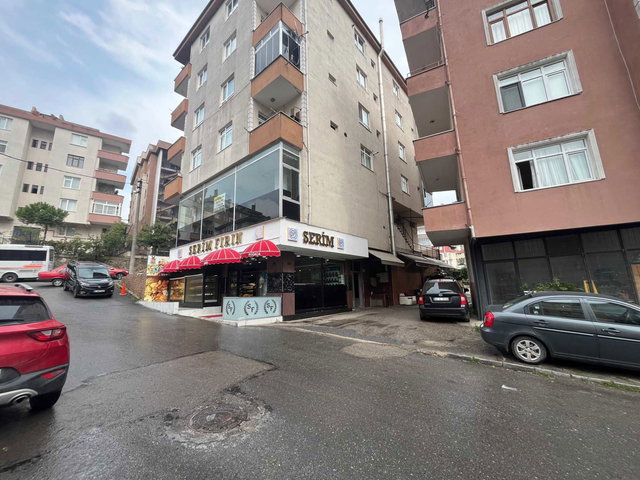 GEBZE OSMANYILMAZ MAH. MERKEZİ KONUMLU 3+1 GENİŞ DAİRE