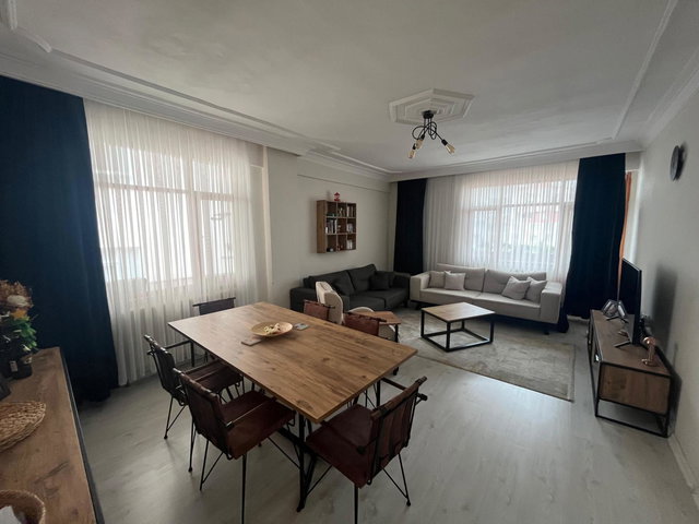 GEBZE OSMANYILMAZ MAH. MERKEZİ KONUMLU 3+1 GENİŞ DAİRE