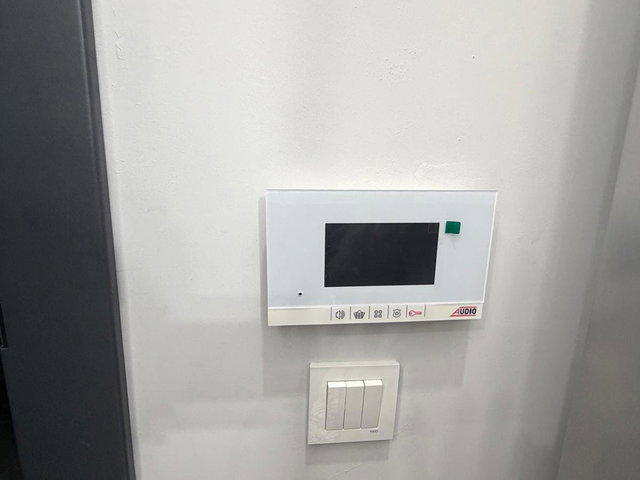 REMAX MID'DEN ÜNIVERSITE YAKINI EŞYALI 1+1 KIRALIK DAIRE
