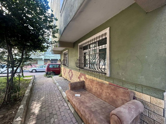 GAZIOSMANPAŞA MERKEZ AYGÜNLER SITESI DÜZ GIRIŞ 2+1 SATILIK DAIRE