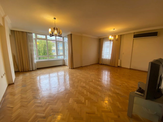 GÜVENEVLER KUZGUN REFİK BELENDİR DE 3 CEPHELİ KİRALIK 3+1 DAİRE