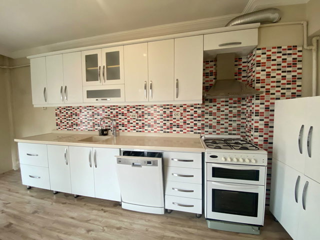 GÜVENEVLER KUZGUN REFİK BELENDİR DE 3 CEPHELİ KİRALIK 3+1 DAİRE