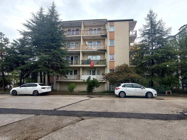 GÖLBAŞI BAHÇELİEVLER’DE EŞYALI 3+1 | YÜKSEK GİRİŞ | DOĞU-GÜNEY CEPHE