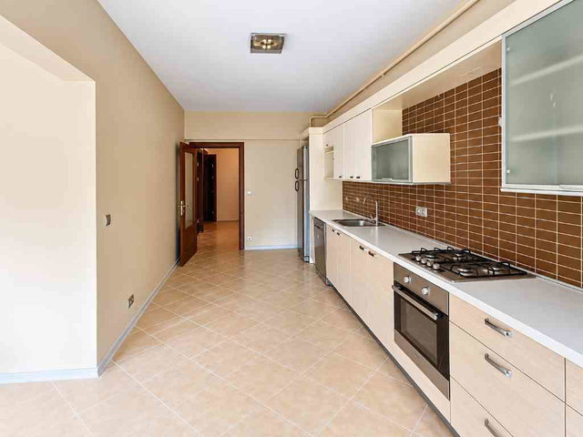 BEYLİKDÜZÜ BEYKENT PALMİYE EVLERİ’NDE SATILIK 3+1 DAİRE