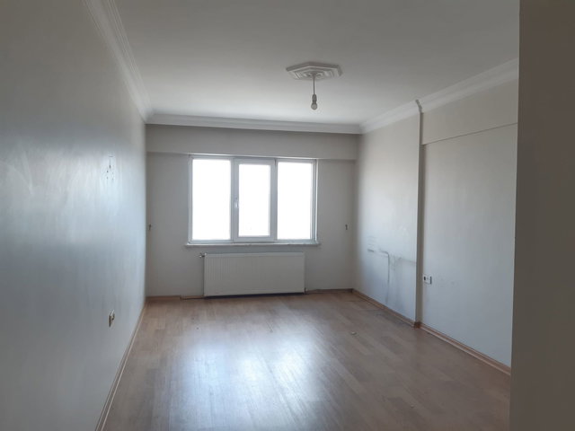 MARMARA MAHALLESI TIVIMAR SITESI DÜZLÜKTE KIRALIK 3+1 ARA KAT ÖN CEPHE DAIRE