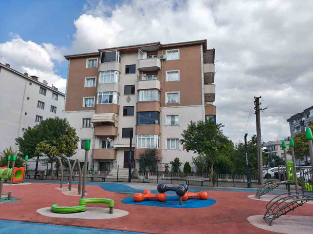 SAKARYA ERENLER MERKEZDE SATILIK 3+1 DAİRE REMAX HÜR'DEN