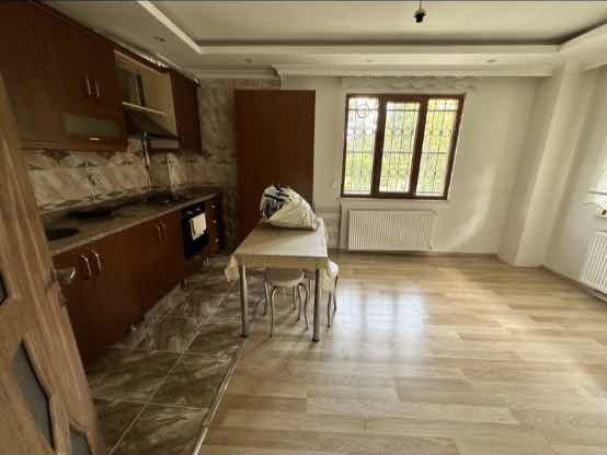 BOŞ AKŞEMSETTIN'DE EN DEĞERLI NOKTADA BUTIK SITEDE SATILIK 1+1