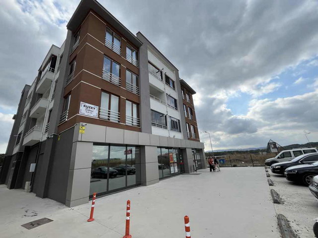 REMAX MAVİ’DEN KORUCUK’TA KİRALIK CAM BALKONLU KİRALIK GENİŞ 2+1