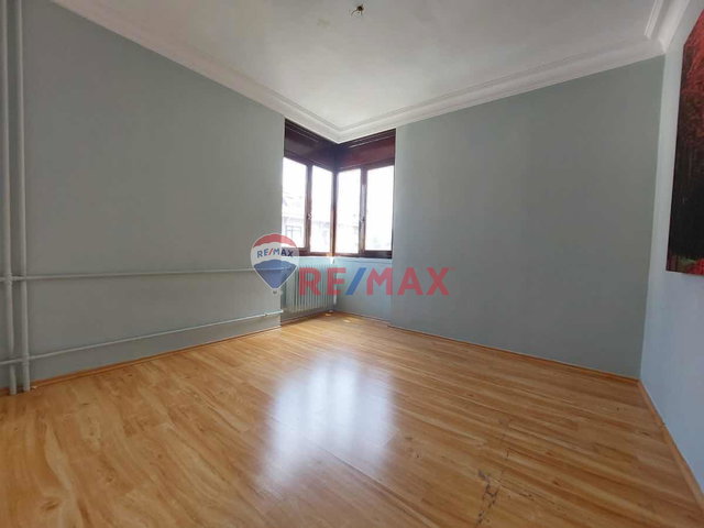 ATAŞEHİR SİNPAŞ KORU KONUTLARINDA 2,5+1 ARA KAT KİRALIK DAİRE