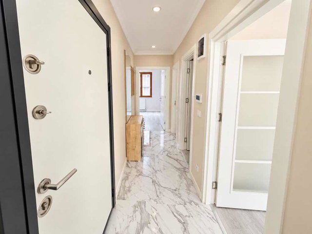 ÇEKMEKÖY MERKEZ MAHALLESİ SATILIK GENİŞ 2+1 DAİRE