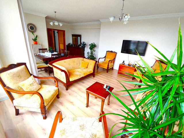 SATILIK 3+1 ASANSÖRLÜ HEM YATIRIMLIK HEM OTURMALIK DAİRE