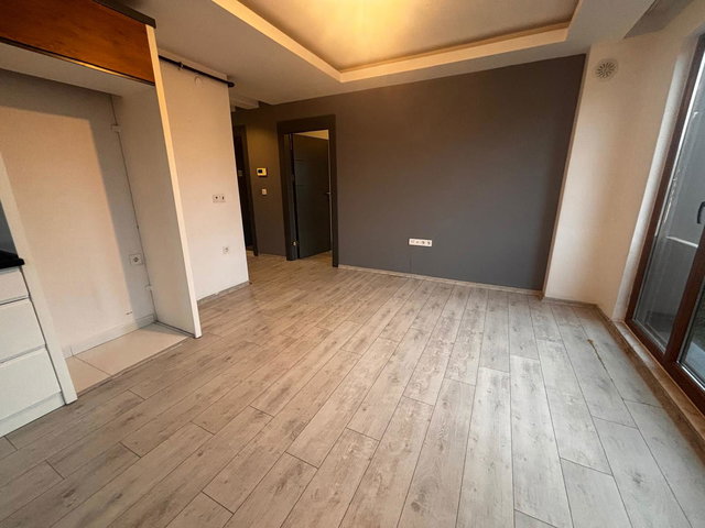 TRAMVAY ALTINDA KREDİYE VE KATILIM FİNANSLARI İÇİN SATIŞA UYGUN 1+1 DAİRE