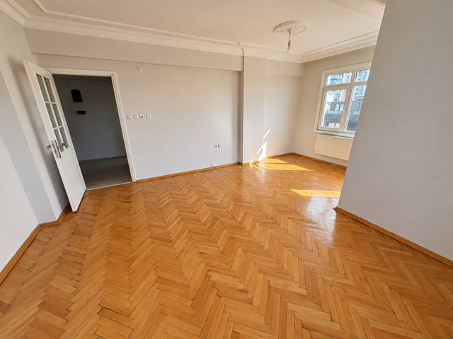 CEVİZLİ'DE HASTANE/ADLİYE/METRO YANI 3+1 110M² KİRALIK DAİRE