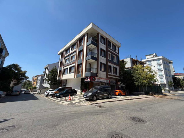 ÜMRANİYE PARSELLER’DE GÜNEY CEPHE 2+1 | BALKONLU BOŞ KİRALIK DAİRE