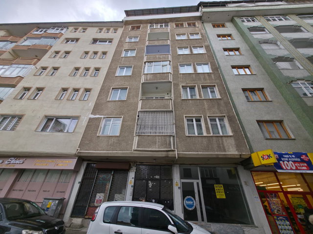 REMAX İLKE'DEN ŞEHİR MERKEZİ'NDE 3+1 SATILIK DAİRE