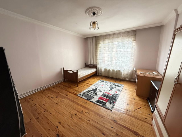REMAX İLKE'DEN GEZ MAH. 3+1 KISMİ EŞYALI KİRALIK DAİRE