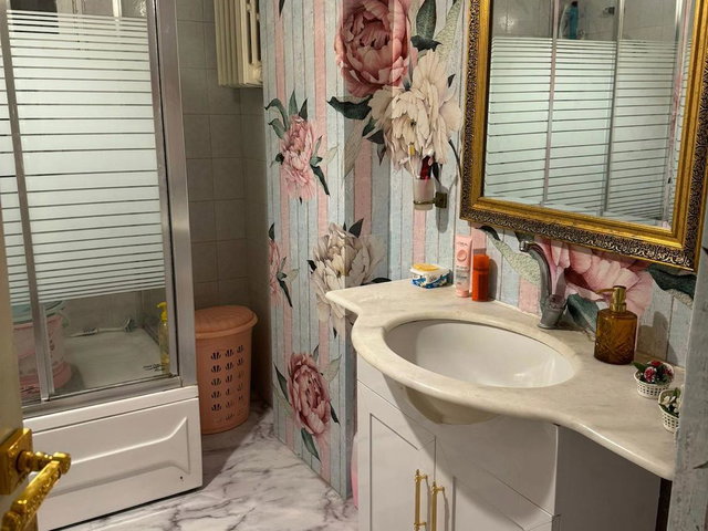 PENDİK DOĞU MAH BANKACILAR SİTESİ 3+1 SATILIK  3 BALKONLU OTOPARKLI