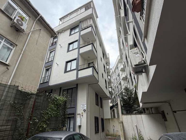ÇEKMEKÖY MERKEZ MAHALLESI YUNUS EMRE CADDESI SATILIK 3 + 1 DAIRE