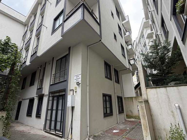 ÇEKMEKÖY MERKEZ MAHALLESI YUNUS EMRE CADDESI SATILIK 3 + 1 DAIRE