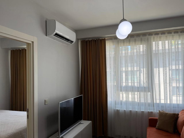 EMİNE GÖKTÜRK’TEN İNİSTANBUL KISA KATLIDA FULL EŞYALI 1+1 KİRALIK