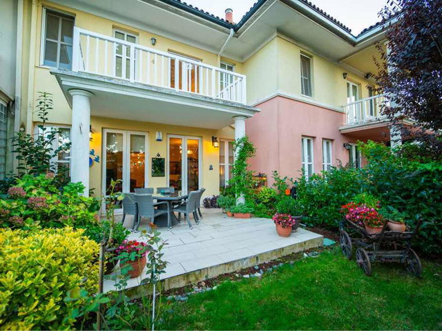 KASABANIN ŞERİFİNDEN ÇEKMEKÖY ÖMERLİ KASABA DUBLEKS ARA TOWNHOUSE