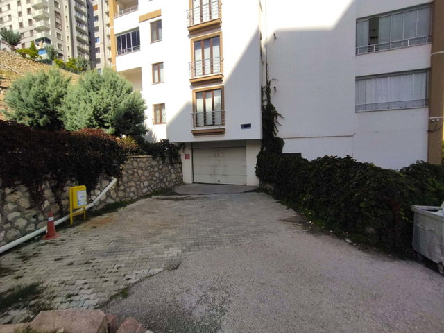 RE/MAX DEĞİŞİMDEN CUMHURİYET MAHALLESİDE SATILIK 4+1 DAİRE