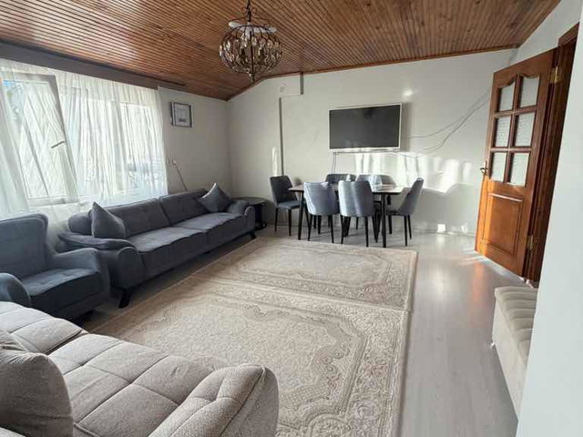 ÇAMÇEŞME DE 140 M² TERASLI 3+1 SATILIK DAİRE