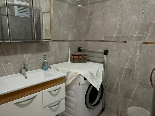ÇAMÇEŞMEDE MANZARAYA HÂKİM, BALKONLU 2+1 SATILIK DAİRE