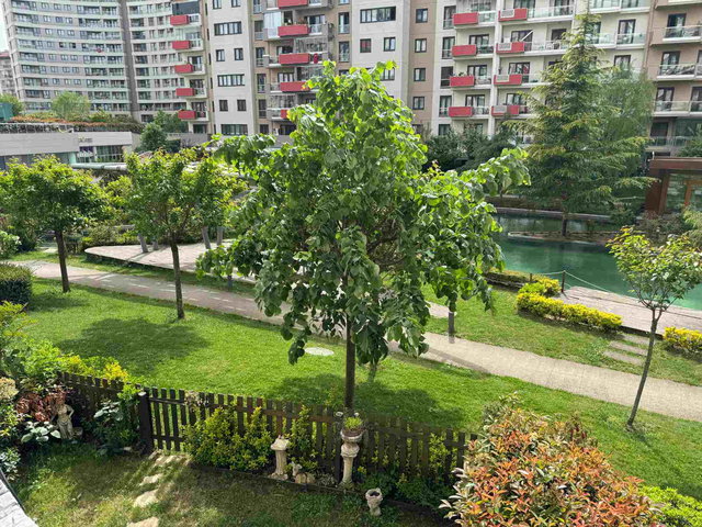 SİNPAŞ LİVA SATIŞ OFİSİ REMAX PROF SEZAİ T. SATILIK 2+1 BÜYÜK TİP DAIRE