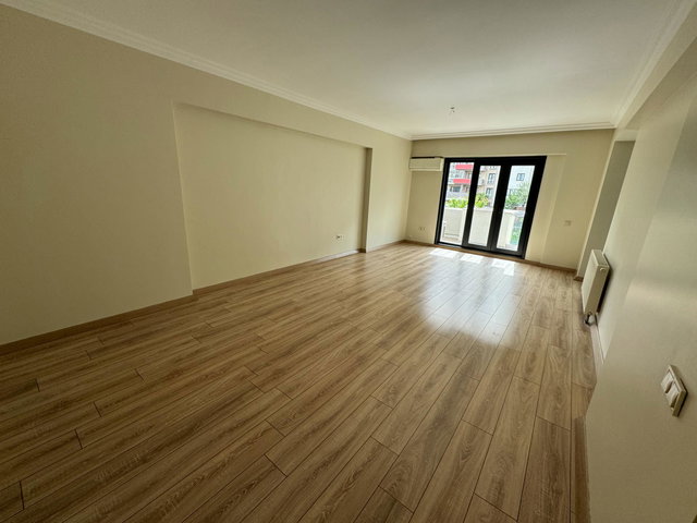 SİNPAŞ LİVA SATIŞ OFİSİ REMAX PROF SEZAİ T. SATILIK 2+1 BÜYÜK TİP DAIRE