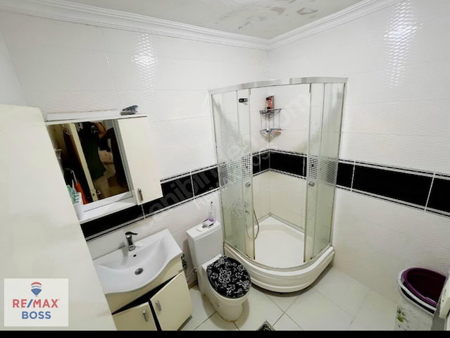GAZİNO 3+1 METRO YANI 135 M2 BAĞIMSIZ CADDE ÜZERİNDE