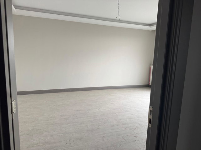 KÜÇÜKÇEKMECE İNÖNÜ MAH. 'DE SATILIK 2+1 DAİRE