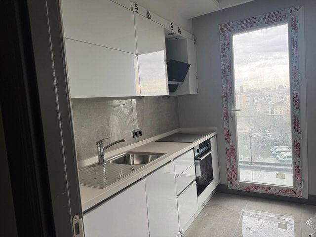 KÜÇÜKÇEKMECE İNÖNÜ MAH. 'DE SATILIK 2+1 DAİRE