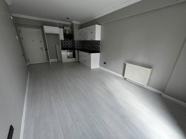 SİNPAŞ LİVA SATIŞ OFİSİ REMAXPROF SEZAİ T. KİRALIK 1+1 GÖL MANZ.