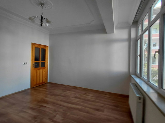 MALATYA BATTALGAZİ SARAY MAH’DE 2+1 | 120 M² BRÜT | BALKONLU | DOĞALGAZ KOMBİLİ