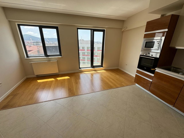 SİNPAŞ LİVA SATIŞ OFİSİ REMAX PROF SEZAİ T. KİRALIK 1+1 66 M2 ANKASTRELI
