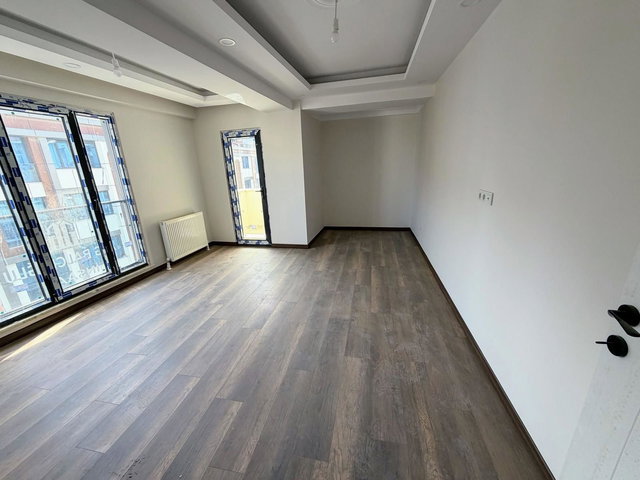 SOĞANLI METRO DIBINDE SIFIR BINADA FERAH 3+1 FIRSAT DAIRE