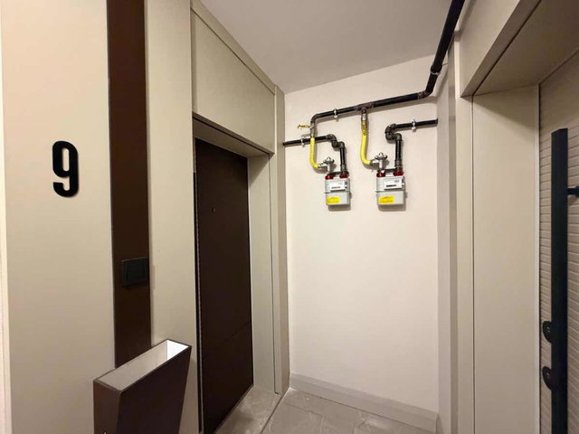 GAZİ MAHALLESİ YENİ BİNADA KATTA SATILIK 2+1 DAİRE