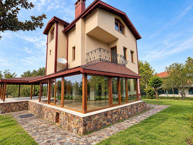 SILA SANATÇILAR ÇİFTLİK EVLERİ 998 M2 ARSA İÇİNDE A TİPİ VİLLA
