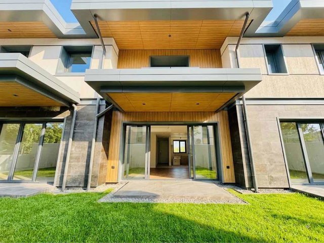 KASABANIN ŞERİFİNDEN ÇEKMEKÖY ÖMERLİ KASABA MODERN ARA TOWN HOUSE