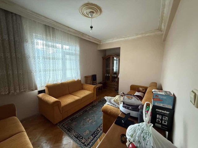 3+1 PETROLİŞ DE MÜKEMMEL KONUMDA FIRSAT