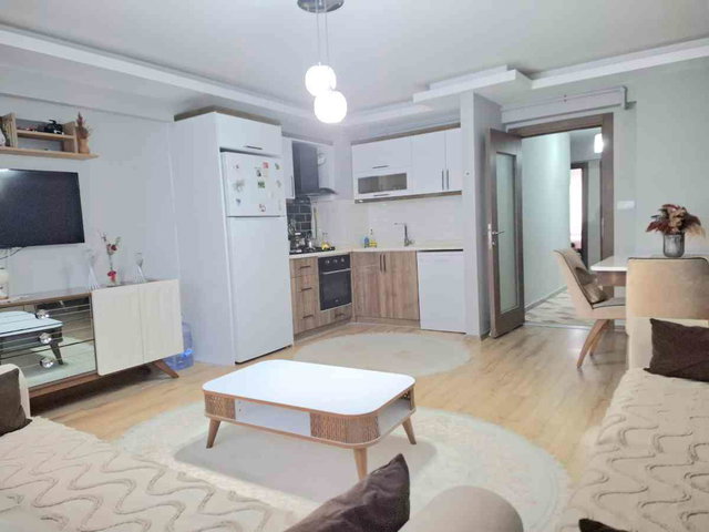 REMAX LEON NILÜFER BALAT MAH SATILIK 2+1 DAIRE