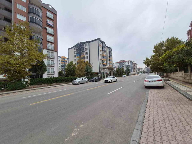BOSTANBAŞI ARMAKENT KONUTLARINDA 3+1 SATILIK ARAKAT DAİRE